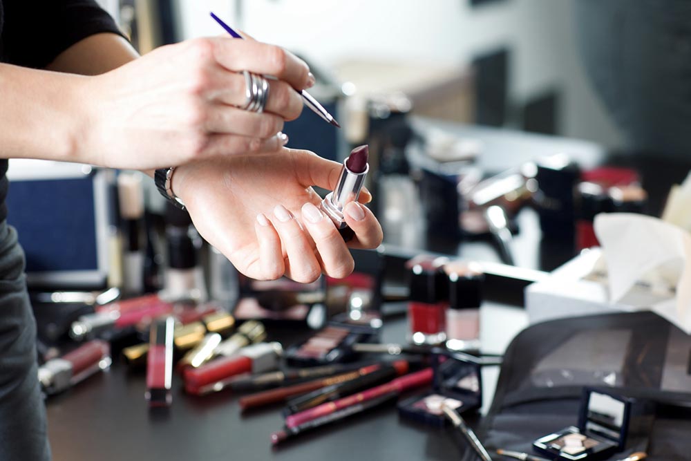 How to Choose The Best Makeup Course